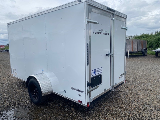 6X12 RAMBLER ENCLOSED TRAILER photo 2